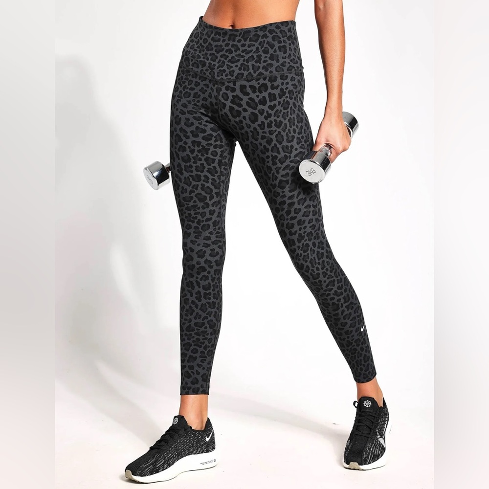 Nike Women's Dri-Fit One High Rise Printed Leggings